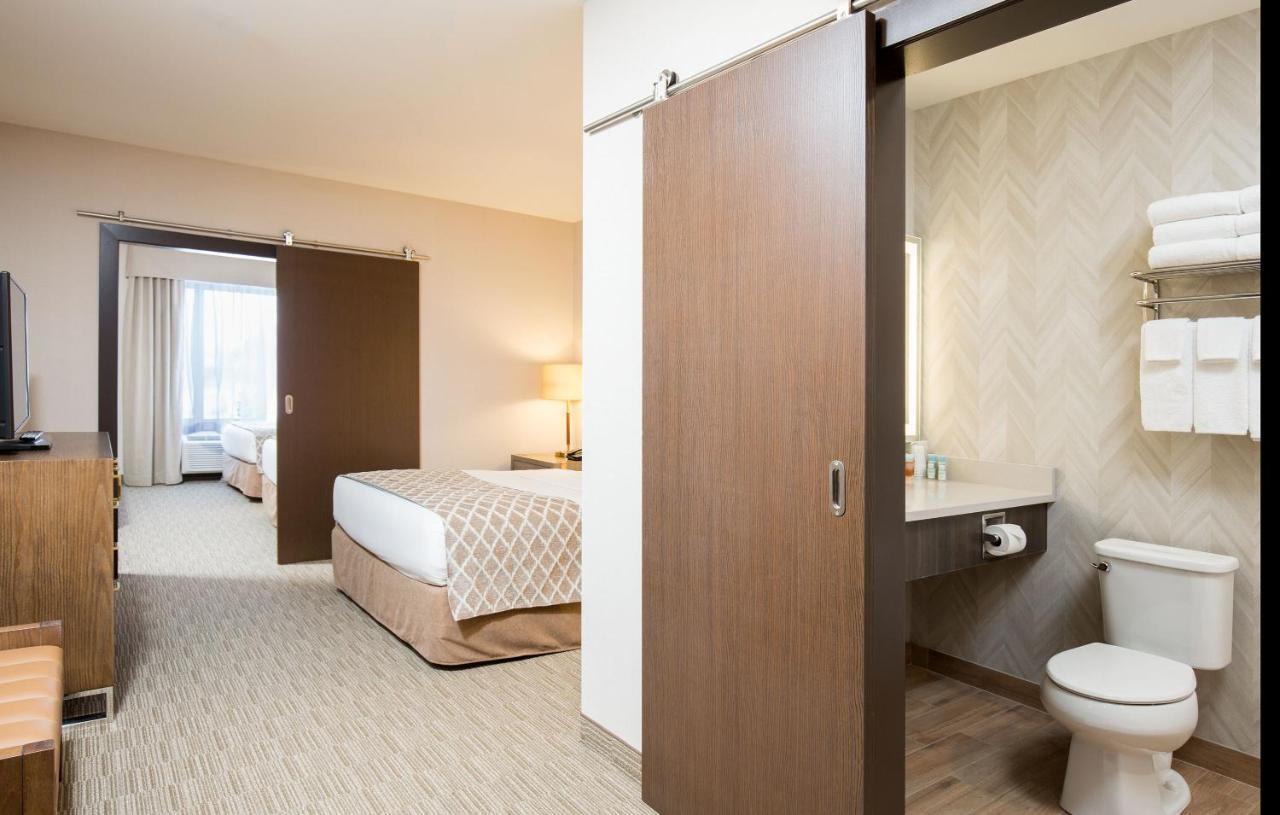 Pomeroy Inn & Suites Prince George Luaran gambar